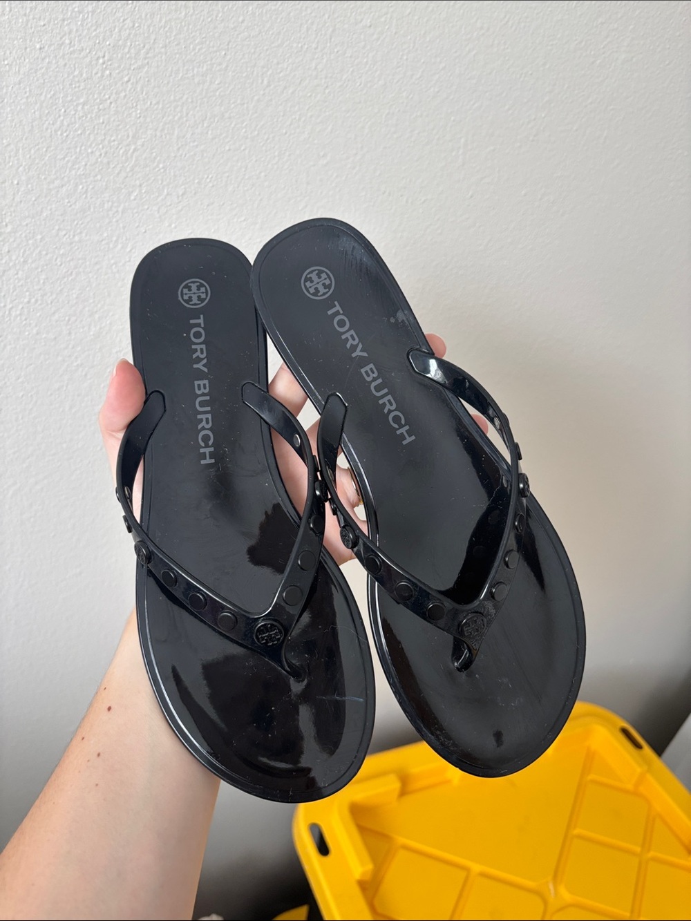 Tory Burch Women’s Black Thong Sandals PVC Slip-On Studded US SZ 9 DISCONTINUED - Picture 5 of 12